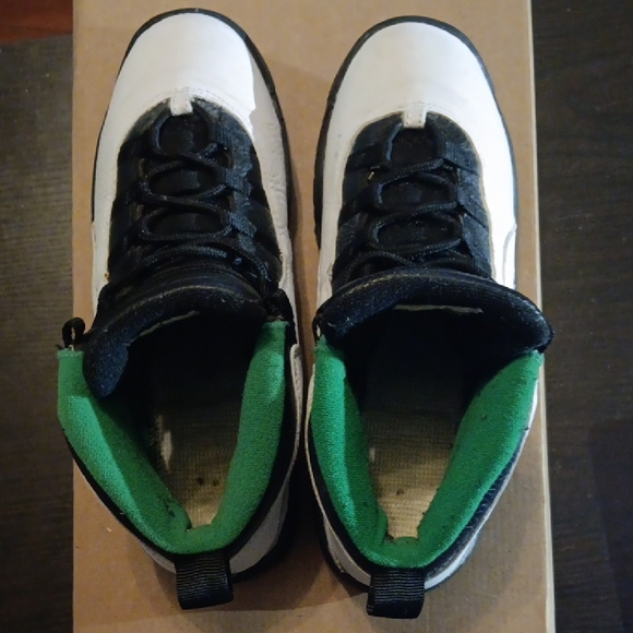 Jordan 10 Retro (GS) 2019 Seattle Mens 6Y Womens 7.5 EUC - Picture 6 of 9